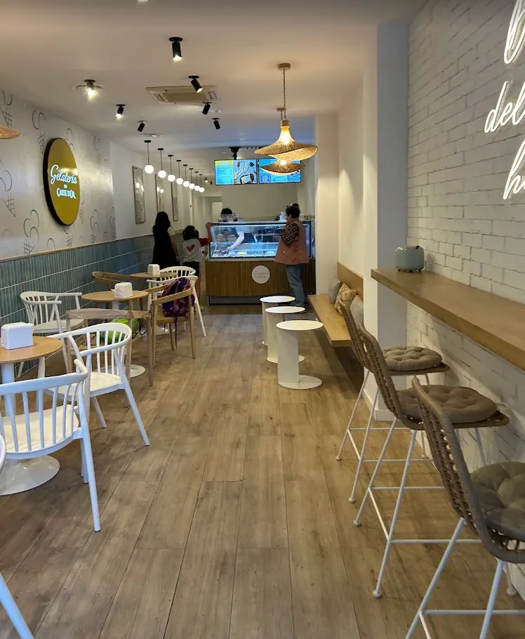 Cafetería, bar en traspaso en calle Lesseps